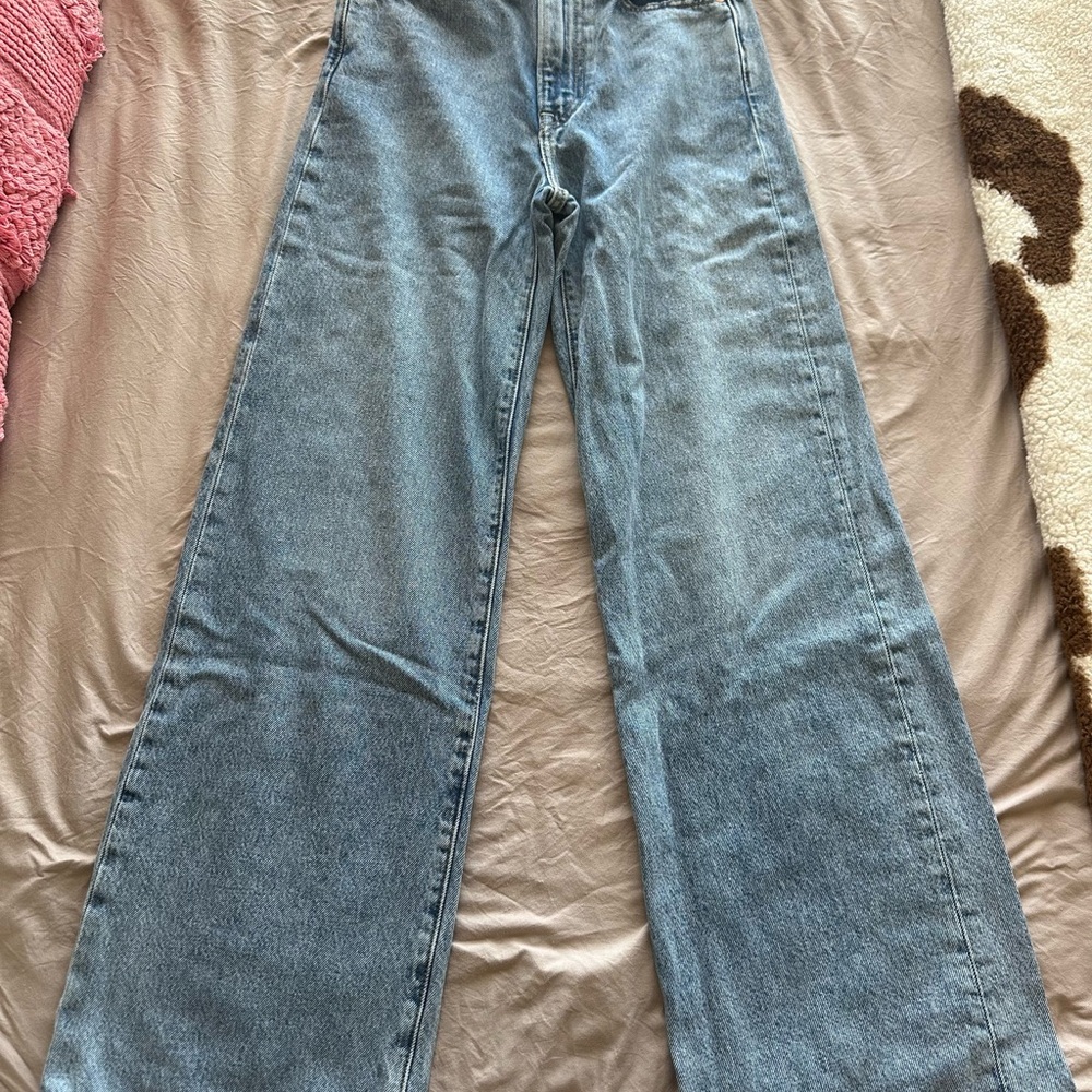 Levi's Ribcage Wide Leg Jeans